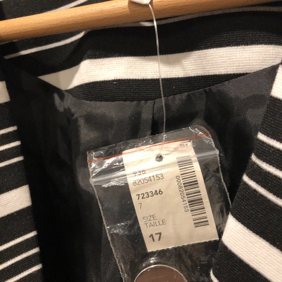 Women’s Black/White Jacket (NWT) - Picture 4 of 8